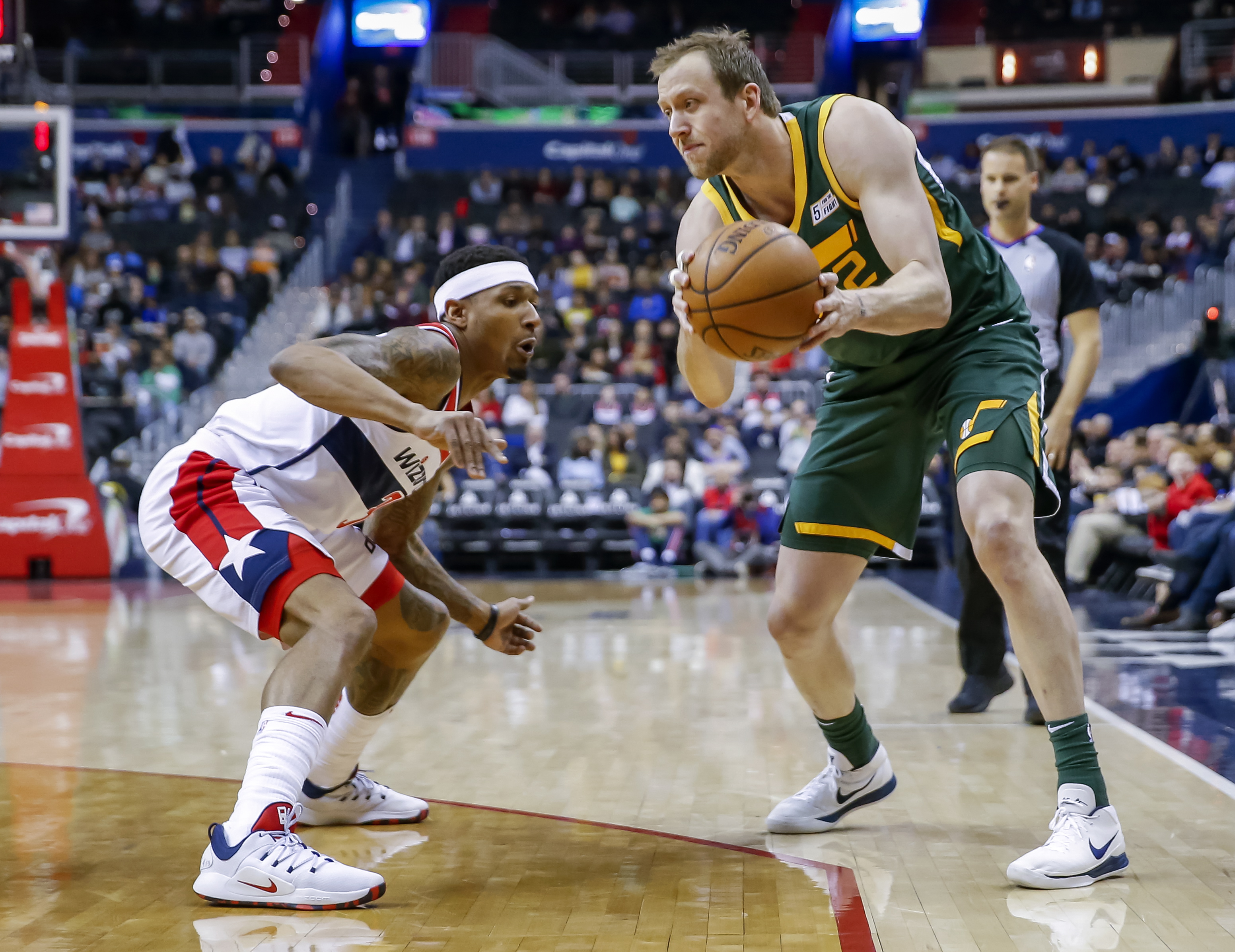 加时末段犹他爵士备战NBA常规赛哈兰德在皇家马德里比赛中精彩发挥，现场解说直呼：今晚洛杉矶快船调整名单以备欧篮联