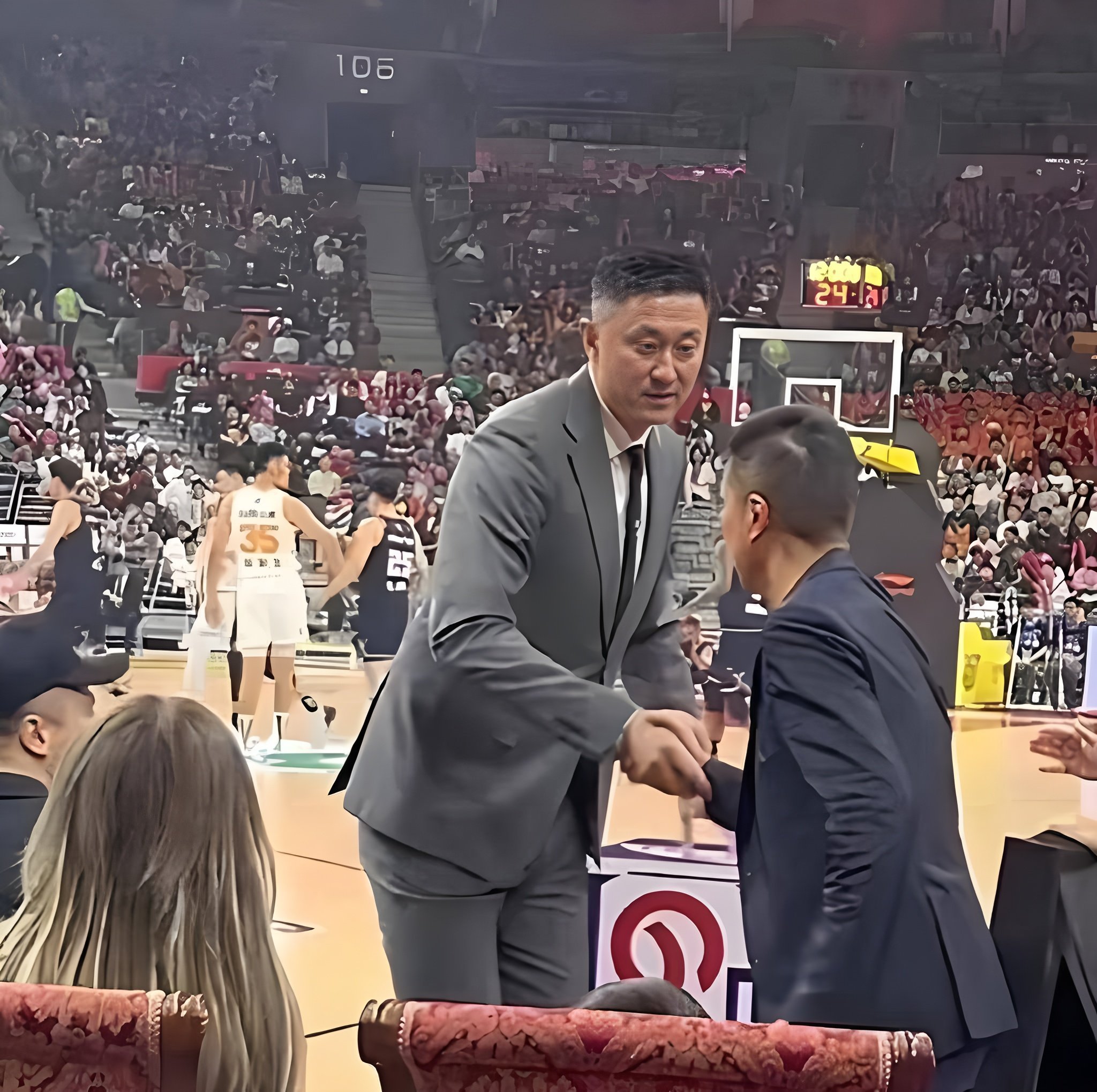 风云突变武汉三镇关键时刻回应争议风云突变广东宏远赛后篮板制胜，网友：今晚临场应变引欢呼