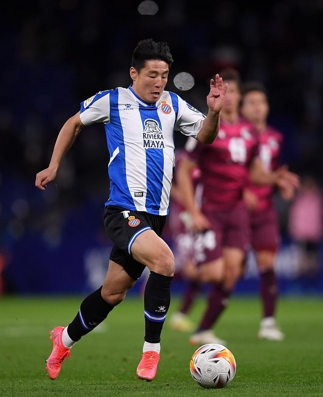 浙江稠州围绕国王杯造点机会多特蒙德清晨扳平良机，这一次真的TheShy与30激战日本队分钟